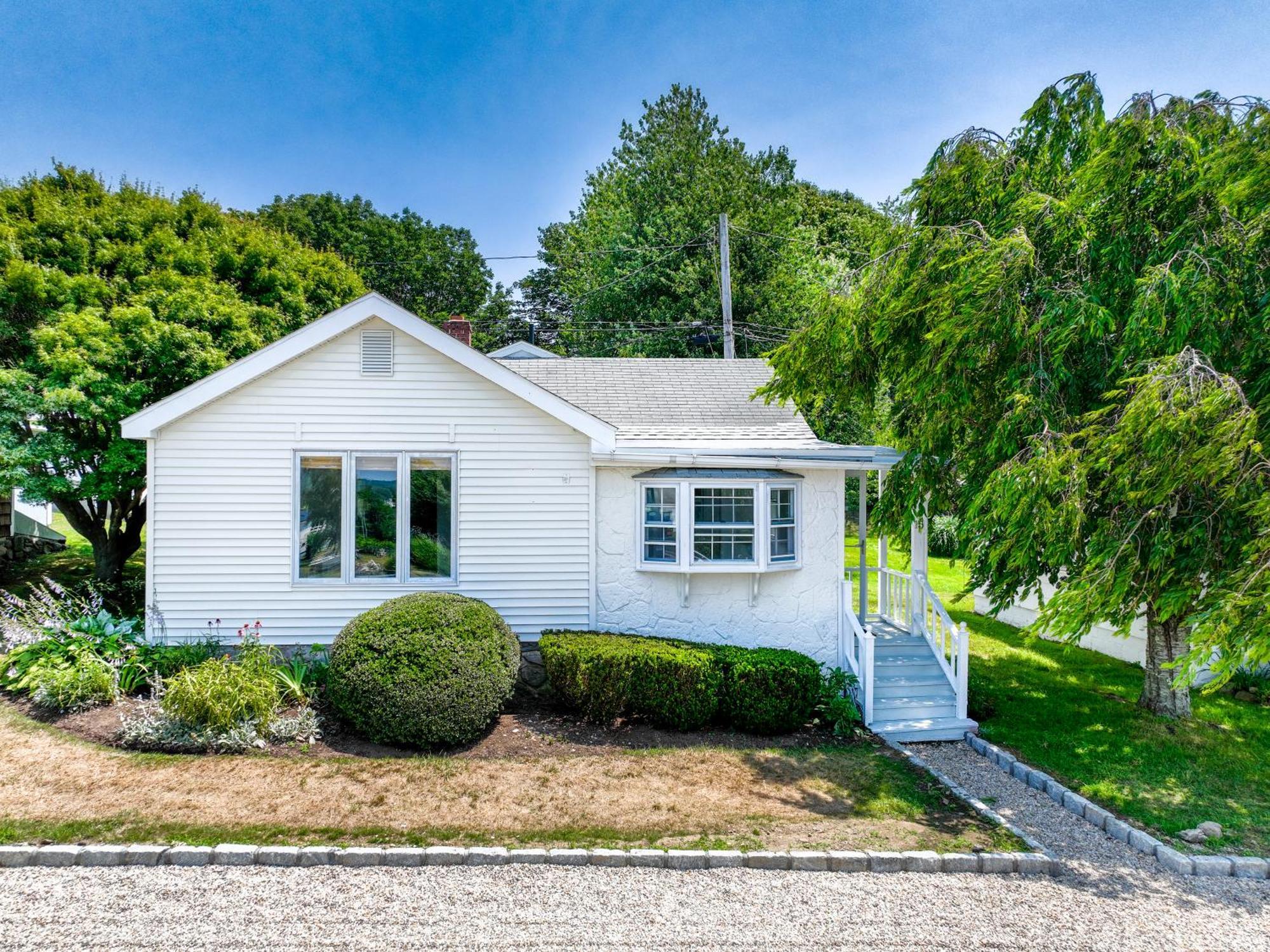 Marina Bay Cottages Waterford Экстерьер фото