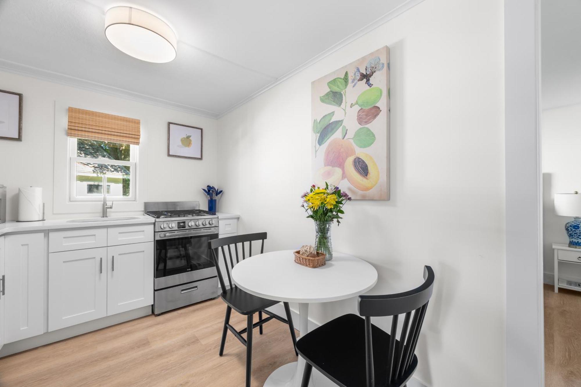 Marina Bay Cottages Waterford Экстерьер фото