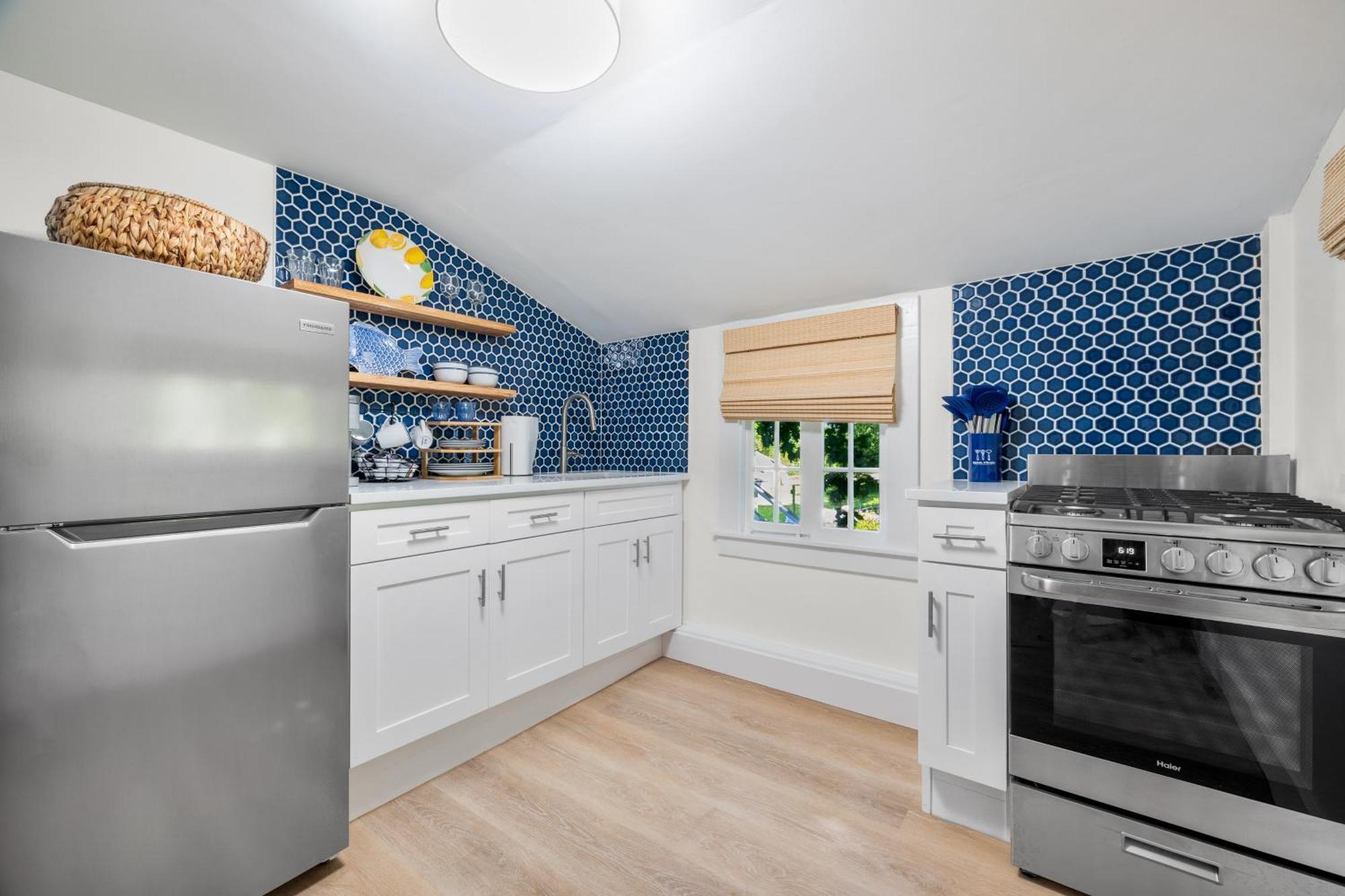 Marina Bay Cottages Waterford Экстерьер фото