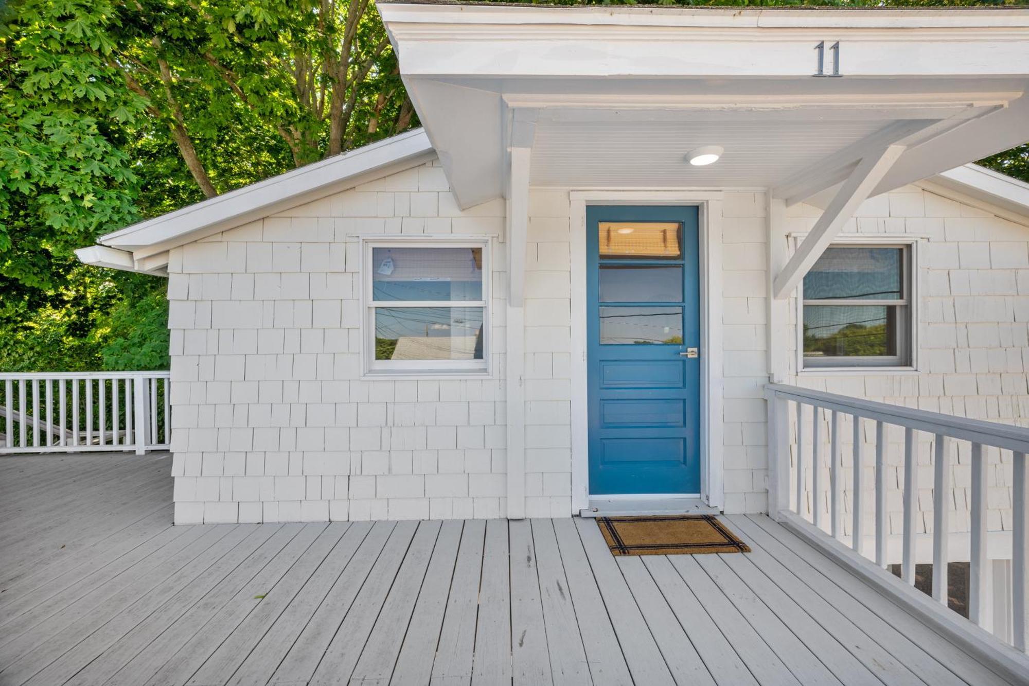 Marina Bay Cottages Waterford Экстерьер фото
