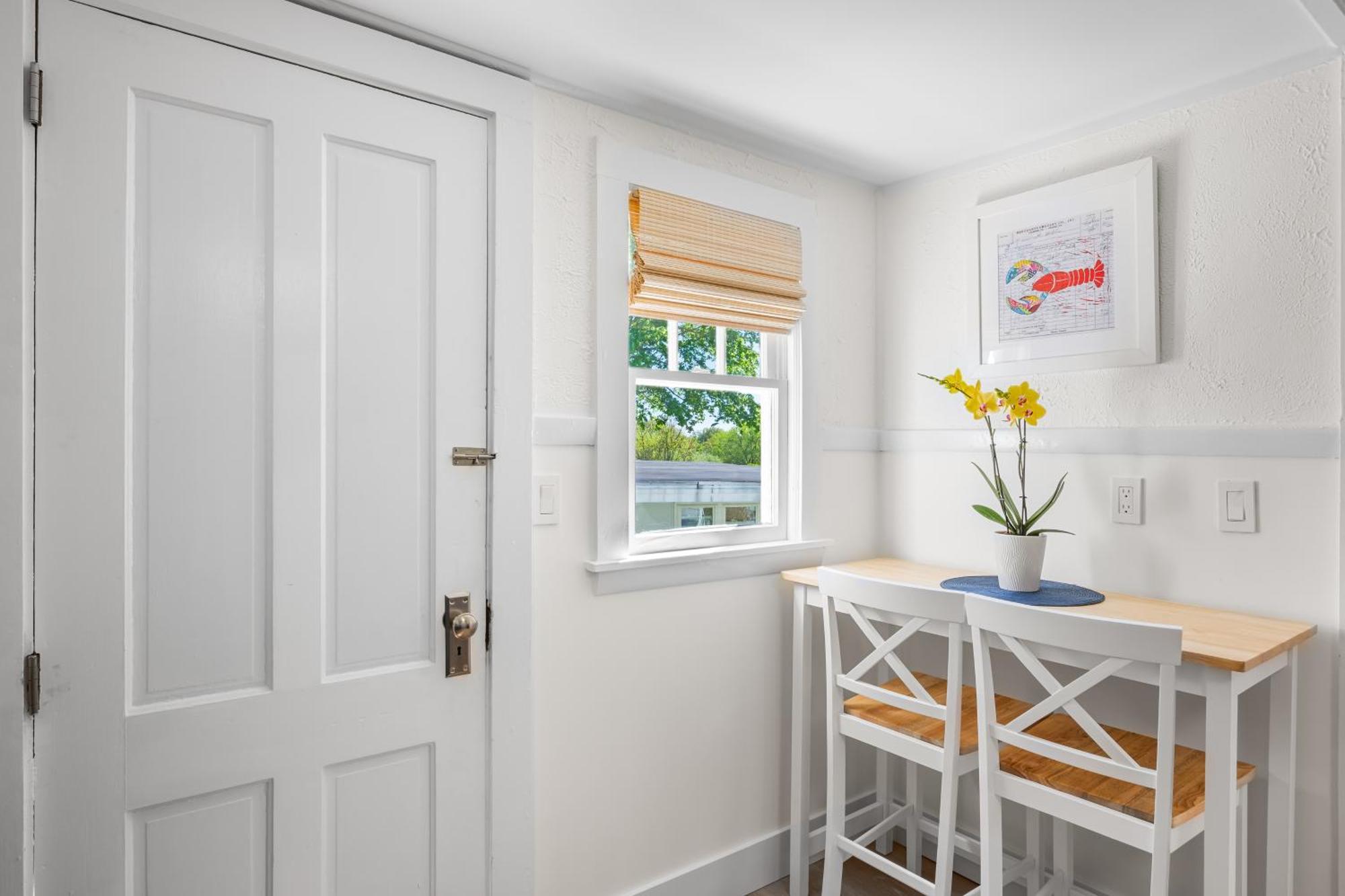 Marina Bay Cottages Waterford Экстерьер фото