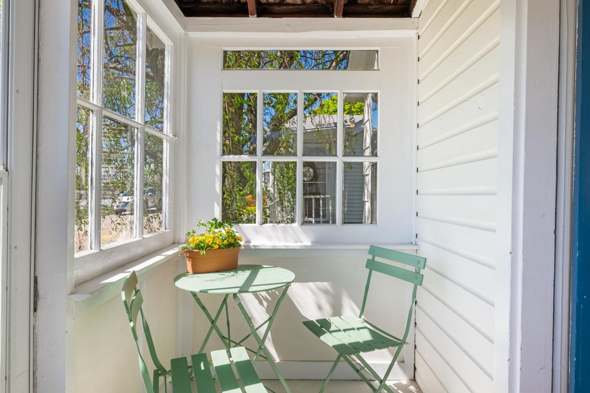 Marina Bay Cottages Waterford Экстерьер фото